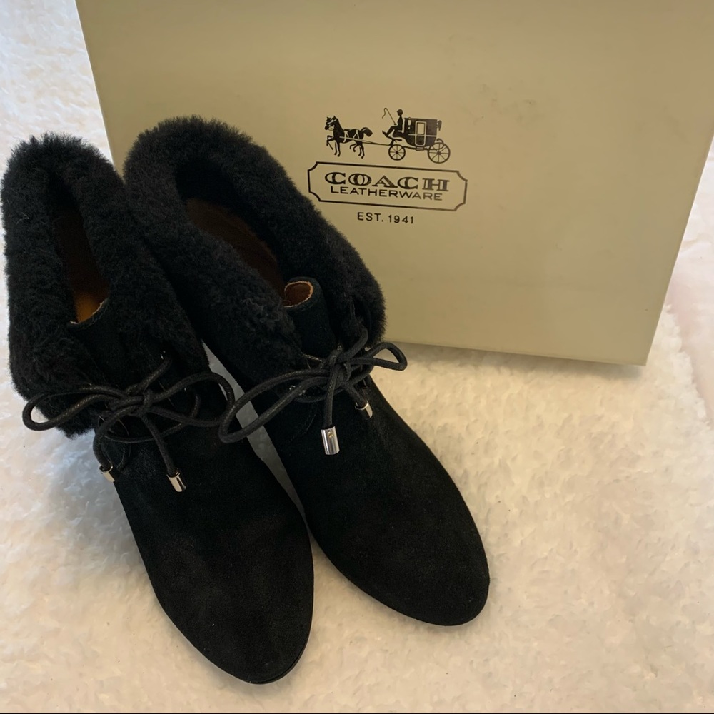🔥 SALE 🔥 NIB COACH Black Suede Booties Stiletto Faux Fur Ankle Boots Size 8 B